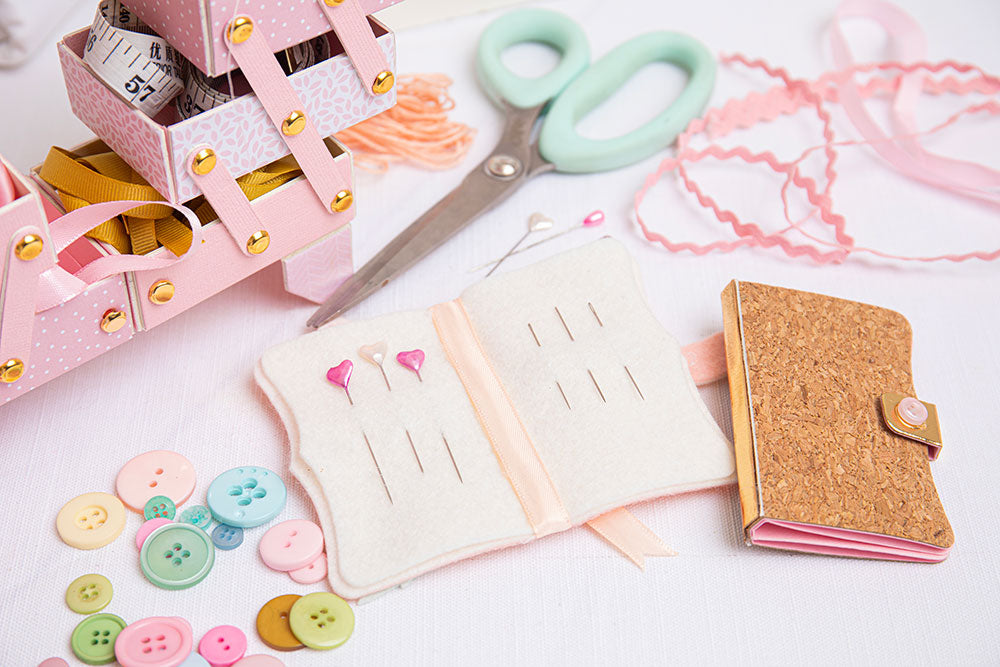 Sizzix ScoreBoards Die - Needle Book by Eileen Hull – Sizzix.com