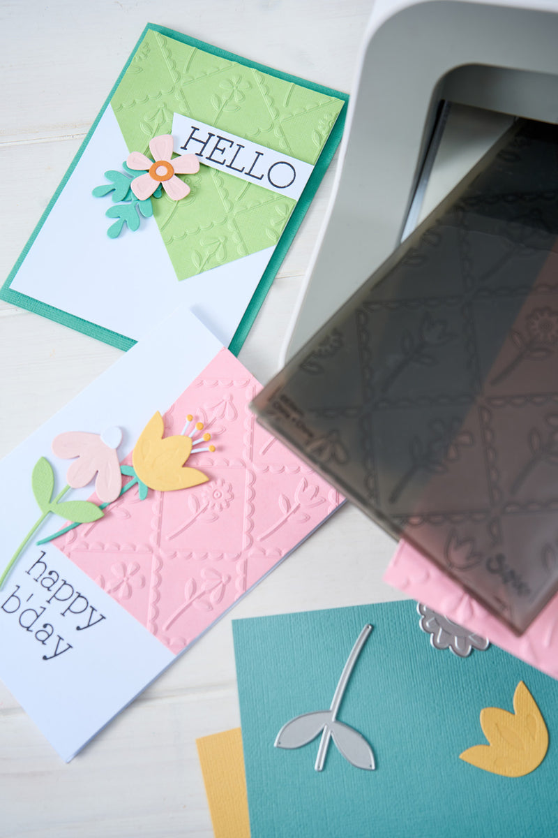 Sizzix Multi-Level Textured Impressions Embossing Folder - Scallop