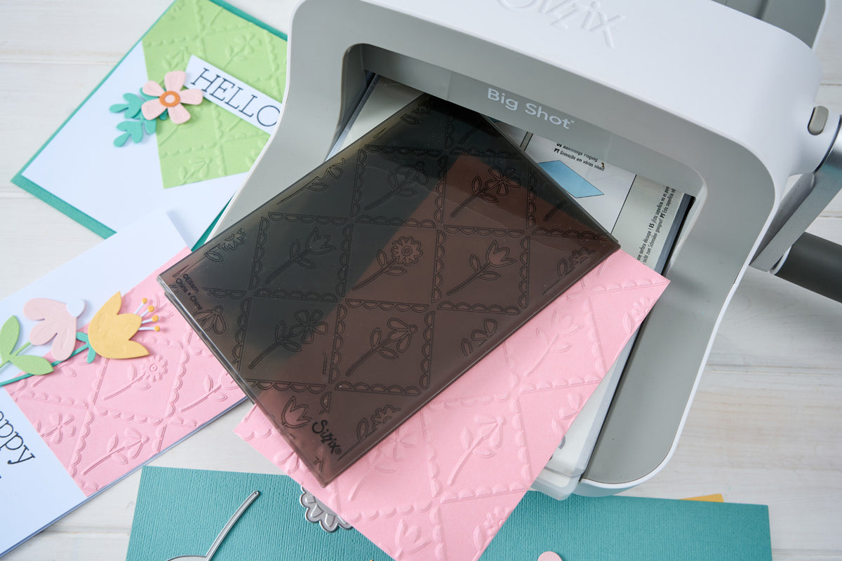 Sizzix Multi-Level Textured Impressions Embossing Folder - Scallop