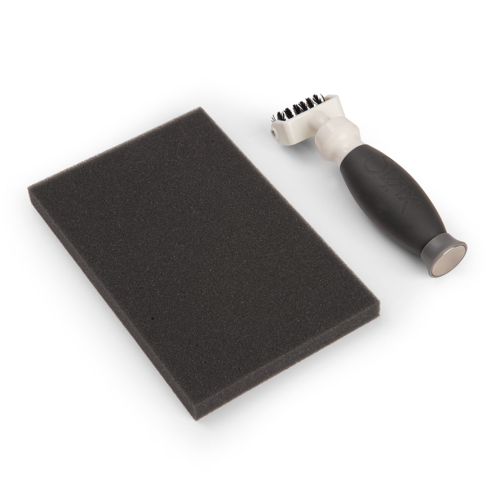 ペンハサミ Sizzix Accessory - Die Brush w/Magnetic Pickup Tool – Sizzix.com