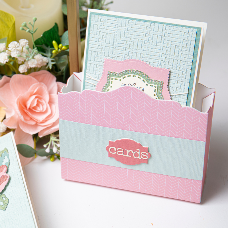 Sizzix ScoreBoards XL Die - Card Caddy by Eileen Hull – Sizzix.com Sizzix ScoreBoards XL Die - Card Caddy by Eileen Hull – Sizzix.com